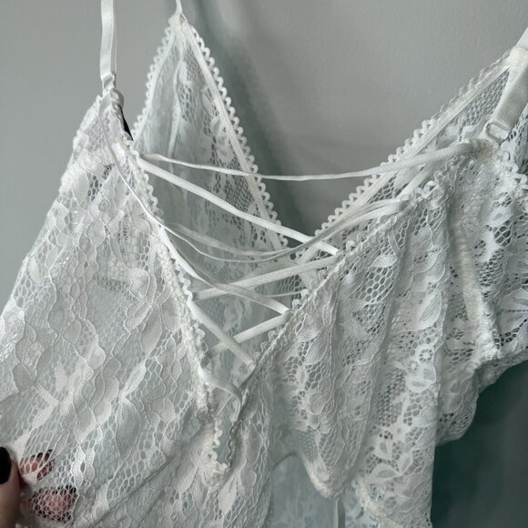 NWT Adore Me Lingerie Bodysuit Lace Leotard With Garter Belt Straps - Size 2X - Picture 5 of 7